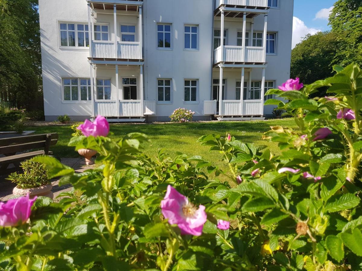 Residenz Seeblick, Fewo 10 Mit Balkon Und Ostseeblick Sellin  Luaran gambar